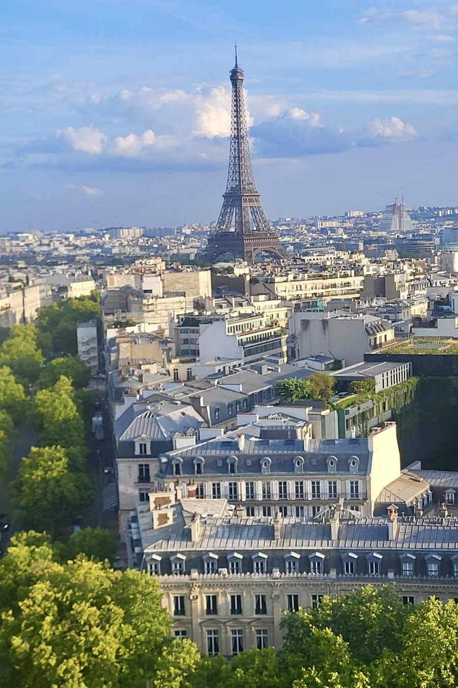 Du betrachtest gerade Oui, Paris! Zwischen Kunst, Croissants und Kopfsteinpflaster
