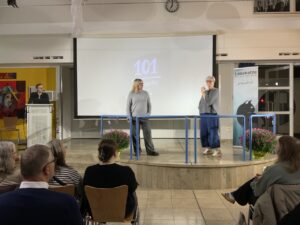 Mehr über den Artikel erfahren Lesekatze goes Edith-Stein-Schule – Ein Abend voller Spannung und Geschichte