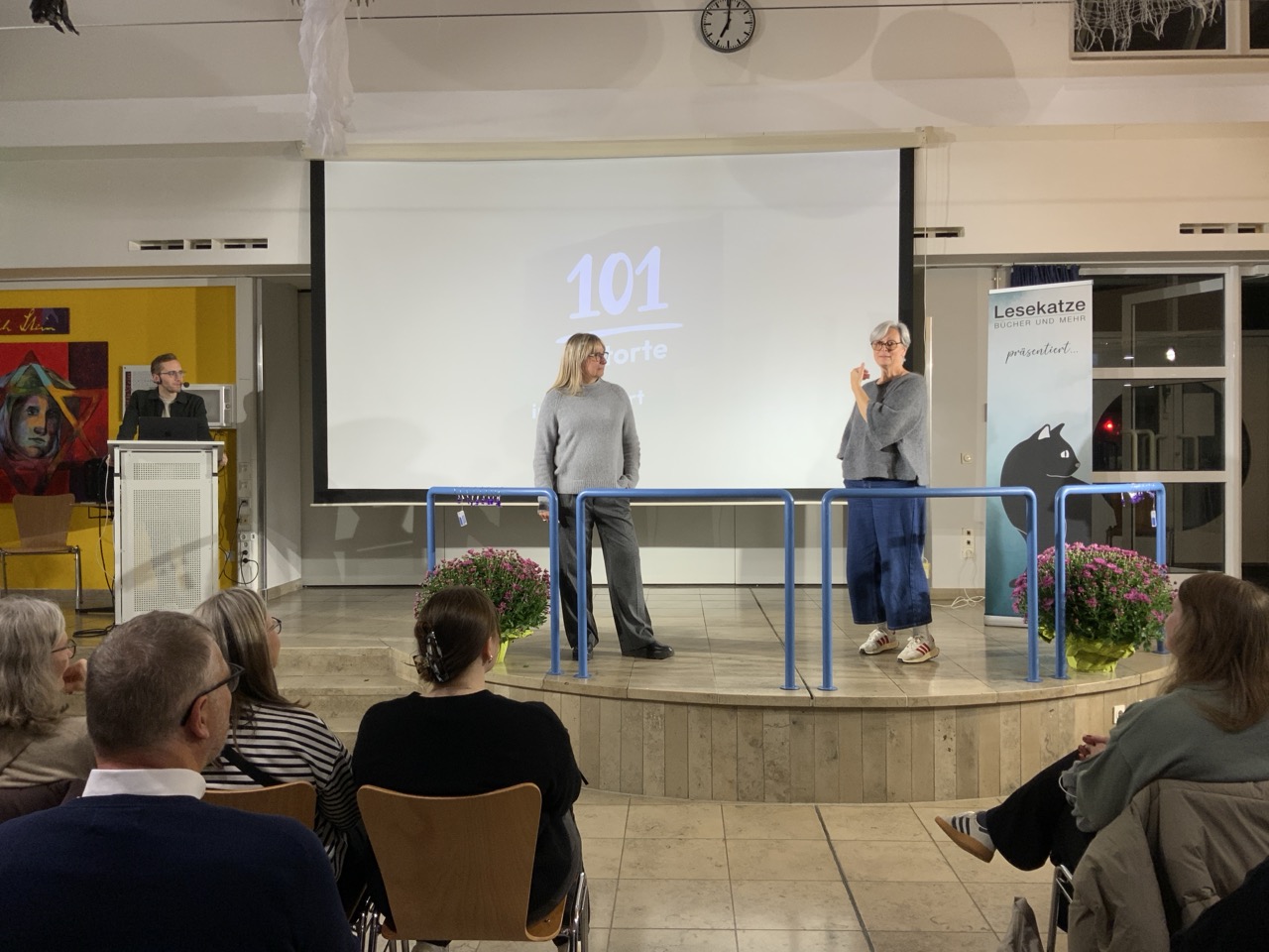 Du betrachtest gerade Lesekatze goes Edith-Stein-Schule – Ein Abend voller Spannung und Geschichte